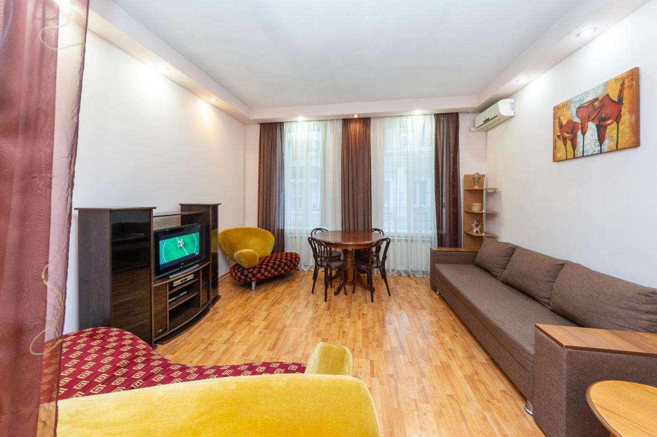 Apartamenty Sofia Kyiv Exterior photo